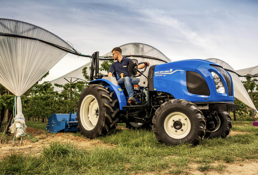 New Holland France extends its product range to green spaces
